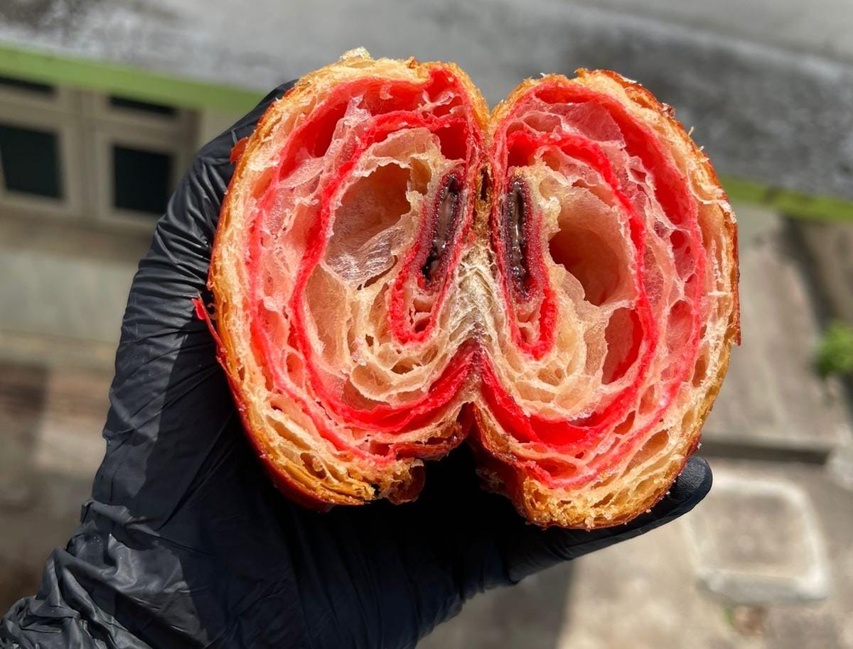 Croissant baked item