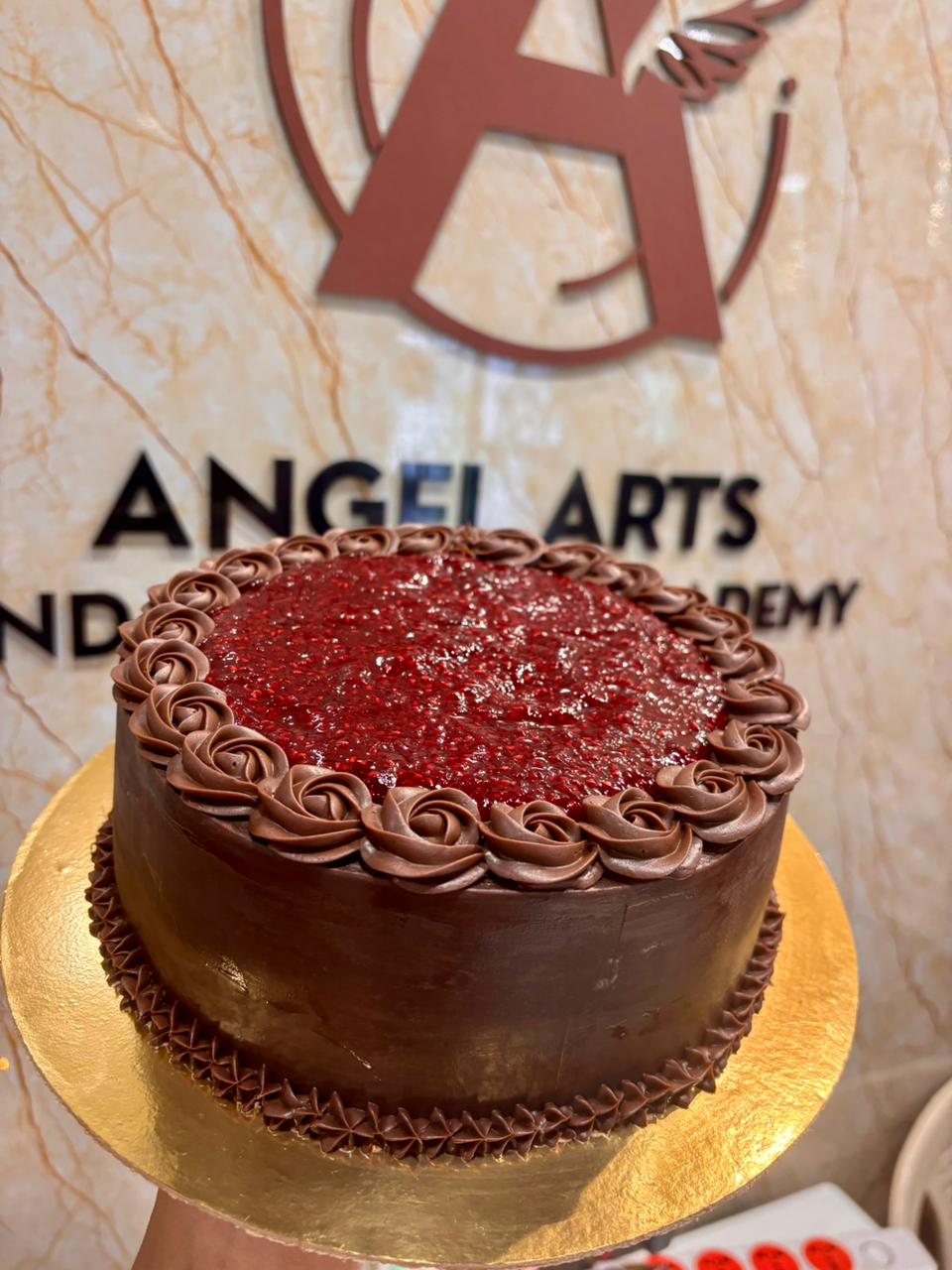 Cake baking and frosting level 3