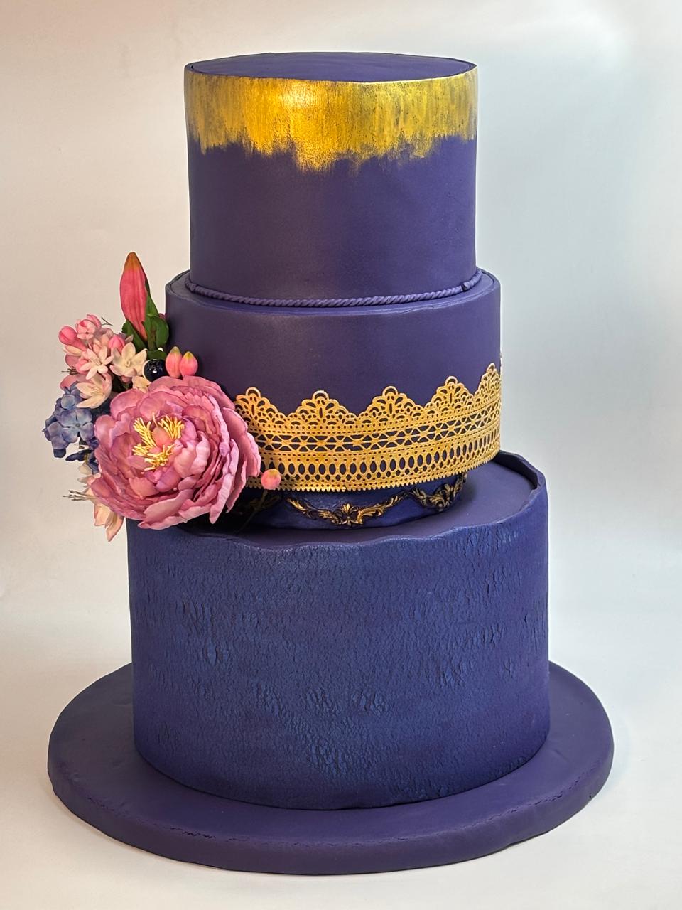 Blueweddingcake cake